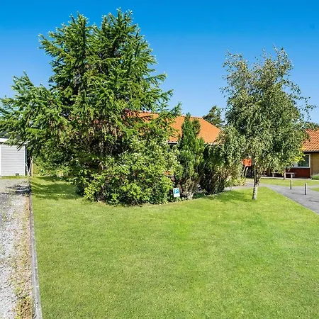 1 Bedroom Cozy In Norre Nebel *