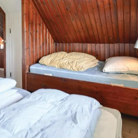 1 Bedroom Cozy In Norre Nebel *